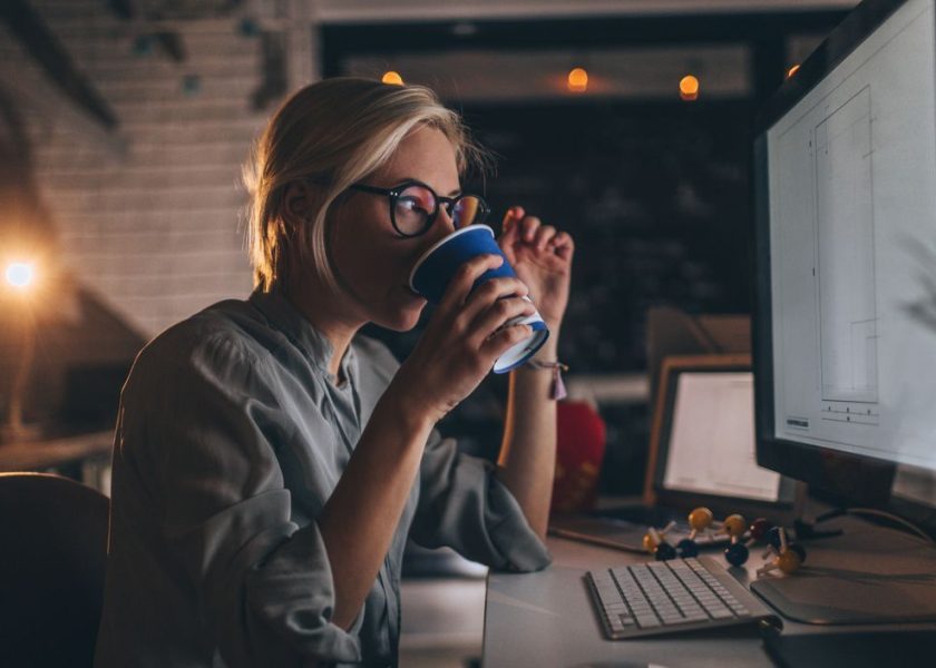 passivo verbi modali inglese